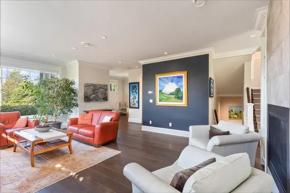 2228 Mahon Avenue, North Vancouver For Sale - image 6
