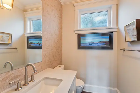 2228 Mahon Avenue, North Vancouver For Sale - image 7