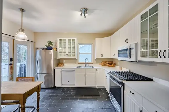 221 West 23rd Street, North Vancouver For Sale - image 4