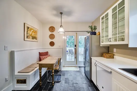 221 West 23rd Street, North Vancouver For Sale - image 5