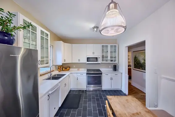 221 West 23rd Street, North Vancouver For Sale - image 6