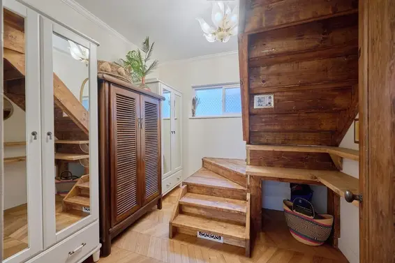 221 West 23rd Street, North Vancouver For Sale - image 9