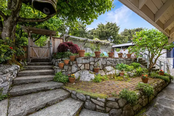 3615 Sunset Lane, West Vancouver For Sale - image 25