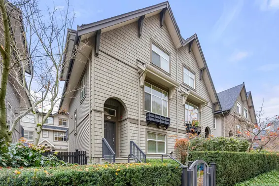 691 Premier Street, North Vancouver