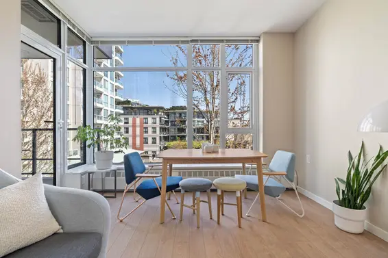 408 135 West 2nd Street, North Vancouver
