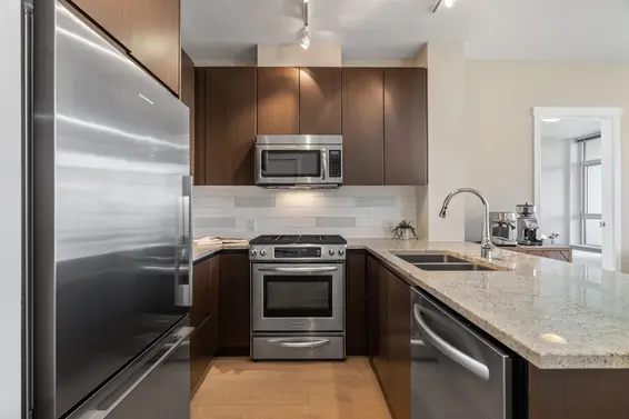 408 135 West 2nd Street, North Vancouver For Sale - image 11