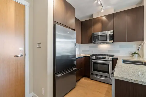 408 135 West 2nd Street, North Vancouver For Sale - image 12