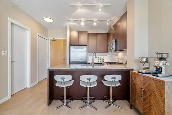 408 135 West 2nd Street, North Vancouver For Sale - image 13