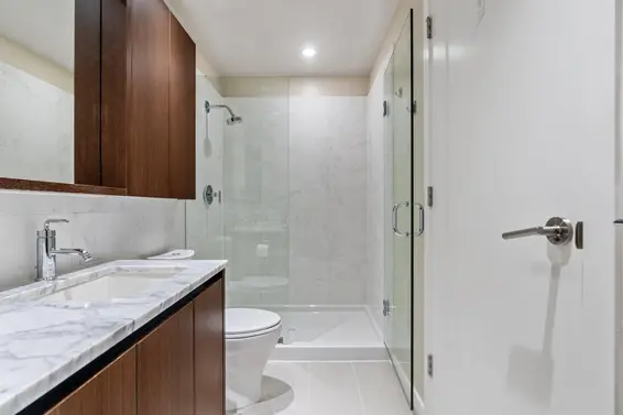 408 135 West 2nd Street, North Vancouver For Sale - image 19