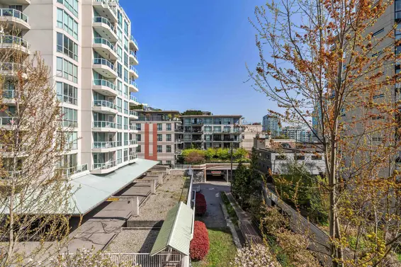 408 135 West 2nd Street, North Vancouver For Sale - image 26