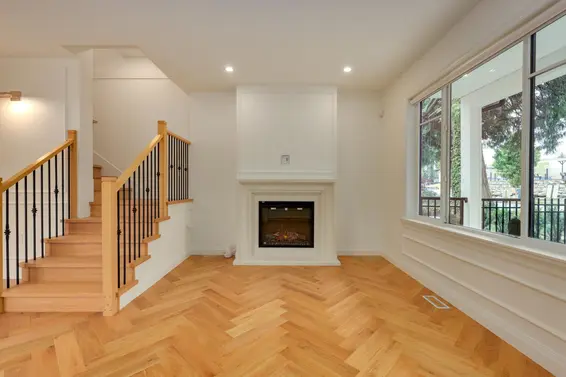 259 East 23rd Street, North Vancouver For Sale - image 2
