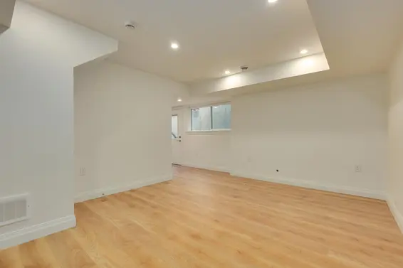 259 East 23rd Street, North Vancouver For Sale - image 21