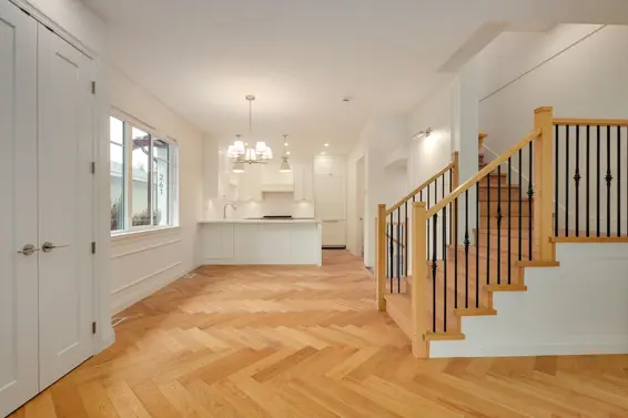 259 East 23rd Street, North Vancouver For Sale - image 4