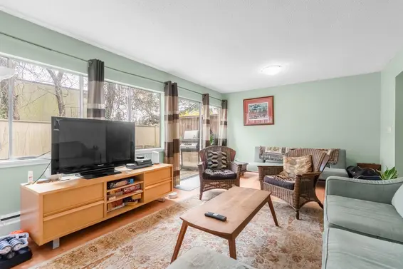 713 Westview Drive, North Vancouver For Sale - image 4