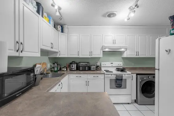 713 Westview Drive, North Vancouver For Sale - image 7