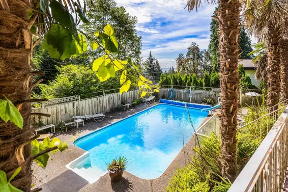 4535 Mountain Highway, North Vancouver For Sale - image 3