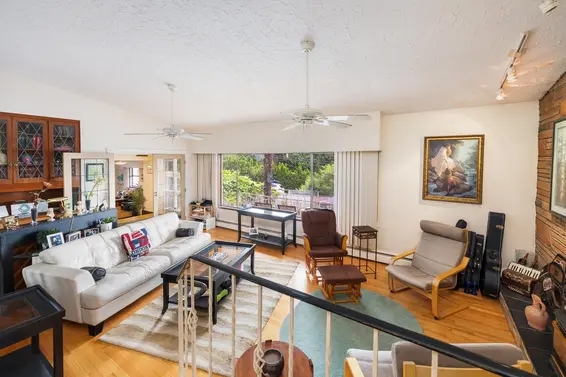 4535 Mountain Highway, North Vancouver For Sale - image 6