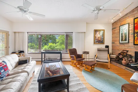 4535 Mountain Highway, North Vancouver For Sale - image 7