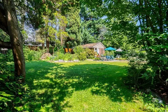 894 East 13th Street, North Vancouver For Sale - image 5