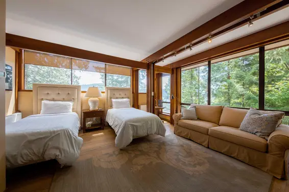 4885 Cove Cliff Place, North Vancouver For Sale - image 13