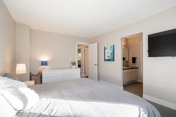 2076 Purcell Way, North Vancouver For Sale - image 18