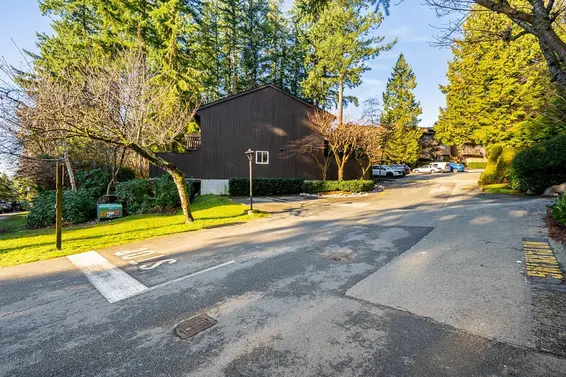 2076 Purcell Way, North Vancouver For Sale - image 2