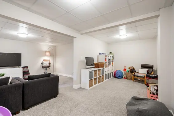 2076 Purcell Way, North Vancouver For Sale - image 29