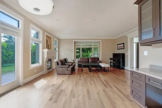 4986 Shirley Avenue, North Vancouver For Sale - image 8