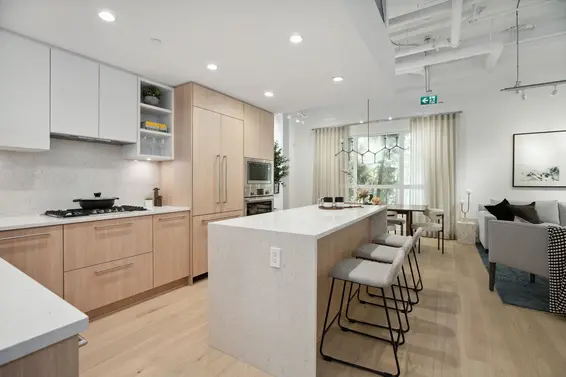 141 2050 Glenaire Drive, North Vancouver