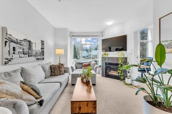 303 630 Roche Point Drive, North Vancouver