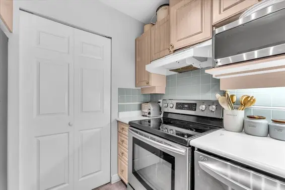 303 630 Roche Point Drive, North Vancouver For Sale - image 14