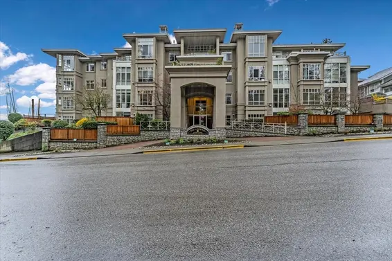303 630 Roche Point Drive, North Vancouver For Sale - image 25