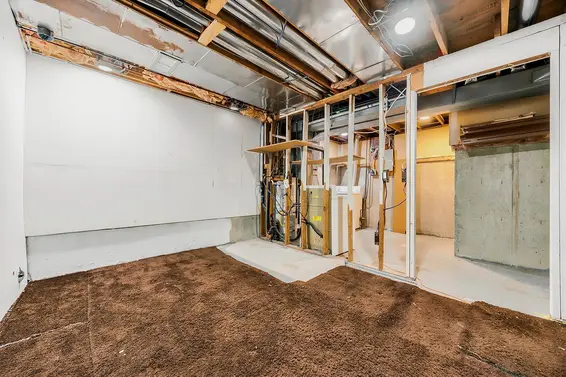 62 1930 Cedar Village Crescent, North Vancouver For Sale - image 23