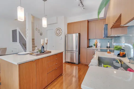 204 735 West 15th Street, North Vancouver For Sale - image 13