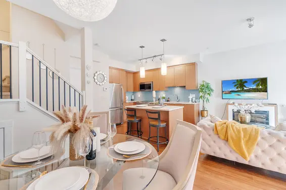 204 735 West 15th Street, North Vancouver For Sale - image 7
