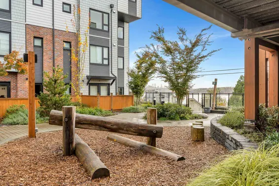 #146 545 East 2nd Street, North Vancouver For Sale - image 33