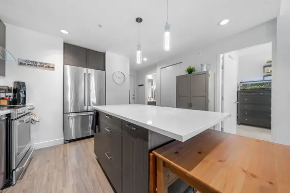 412 719 West 3rd Street, North Vancouver For Sale - image 9