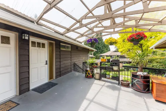 502 555 West 28th Street, North Vancouver For Sale - image 2