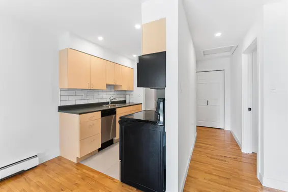 502 555 West 28th Street, North Vancouver For Sale - image 6