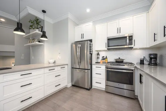 20 757 Orwell Street, North Vancouver For Sale - image 2
