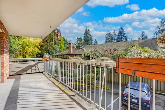 1218 235 Keith Road, West Vancouver For Sale - image 7