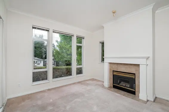 207 678 West Queens Road, North Vancouver For Sale - image 5