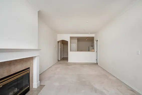 207 678 West Queens Road, North Vancouver For Sale - image 7
