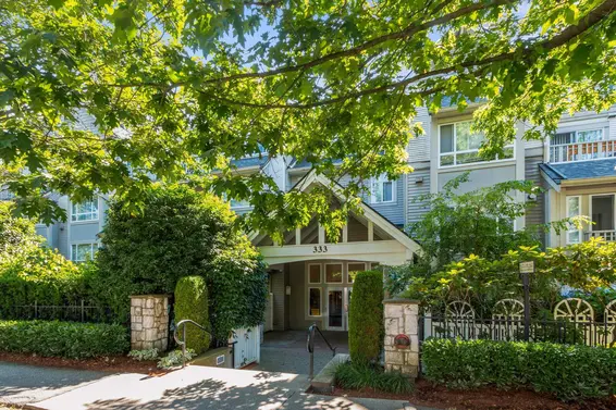404 333 East 1St Street, North Vancouver