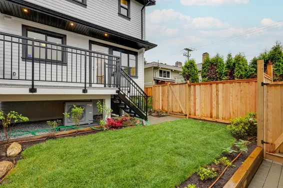 261 East 23rd Street, North Vancouver For Sale - image 33