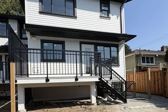 261 East 23rd Street, North Vancouver For Sale - image 4