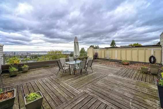 403 114 East Windsor Street, North Vancouver