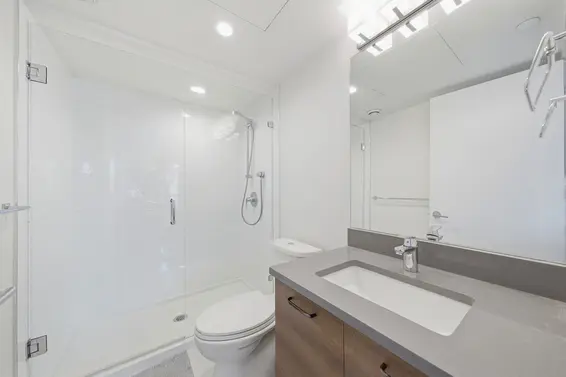 204 1519 Crown Street, North Vancouver For Sale - image 13