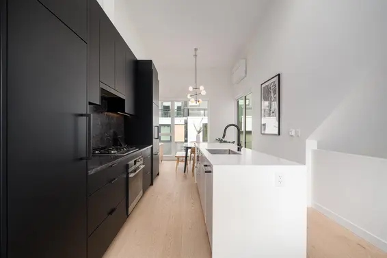 228 650 East 2nd Street, North Vancouver For Sale - image 12
