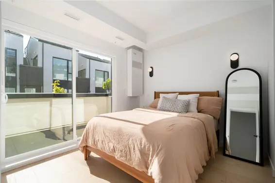 228 650 East 2nd Street, North Vancouver For Sale - image 19